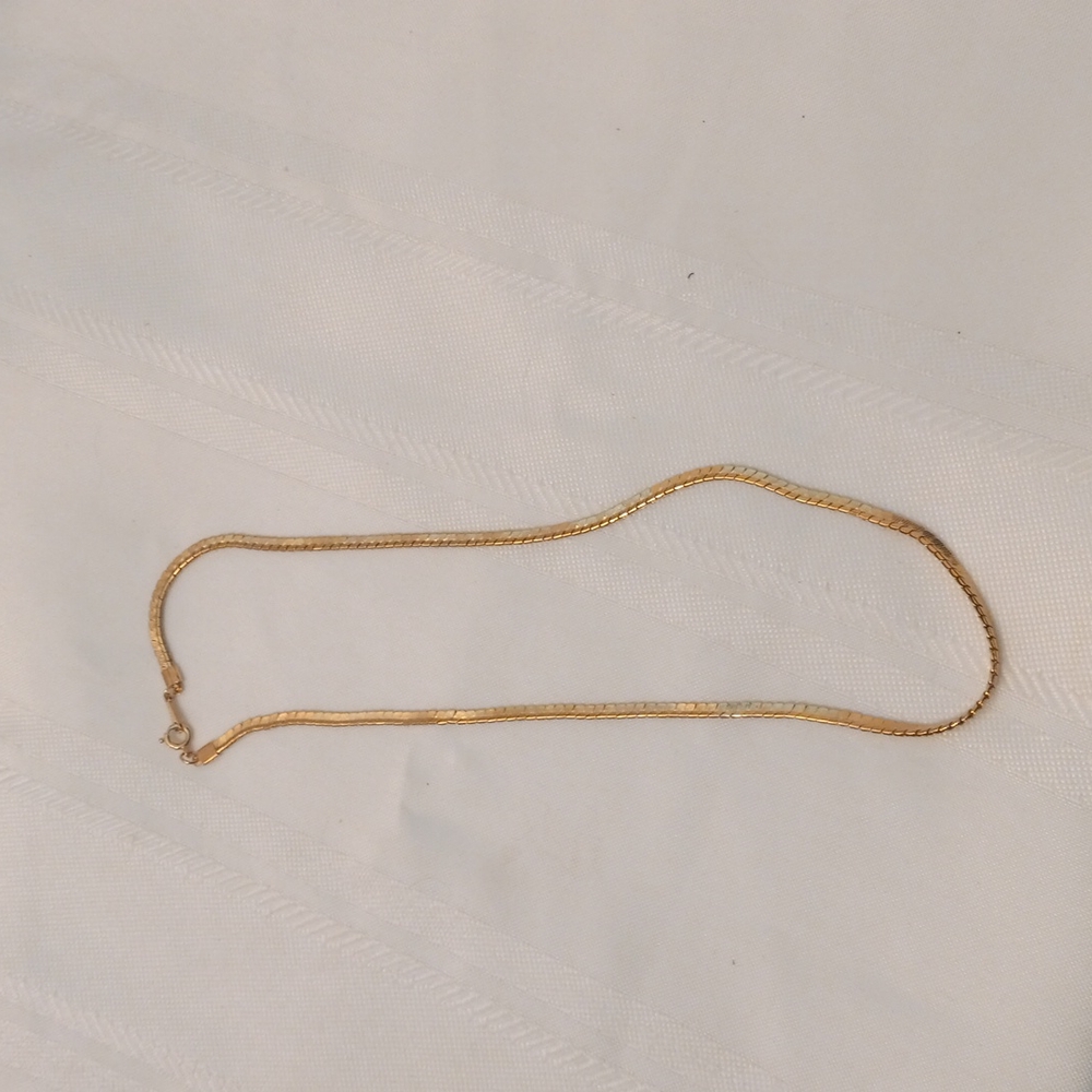 Avon Gold toned Herringbone Style Necklace